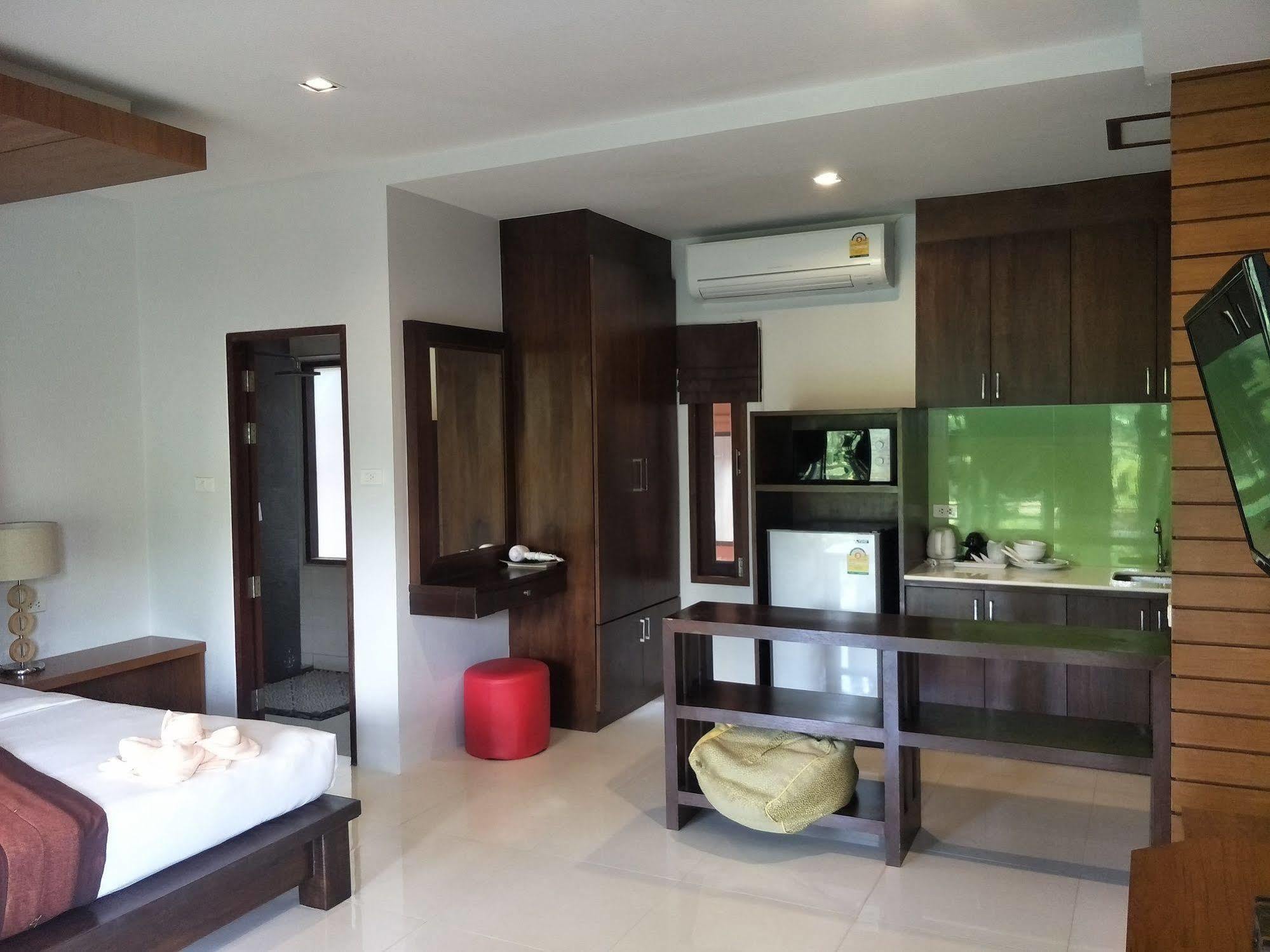 Lanta Intanin Resort - Sha Extra Plus Ko Lanta Kültér fotó
